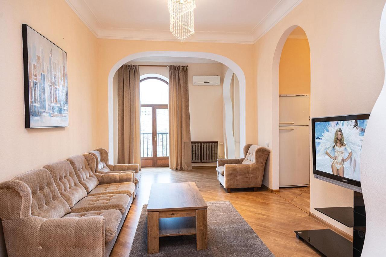 Kiev 24 Apartments Экстерьер фото