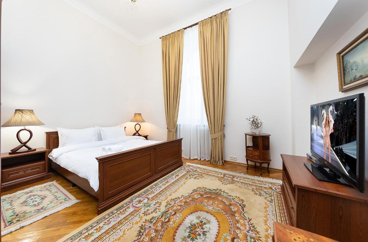 Kiev 24 Apartments Экстерьер фото