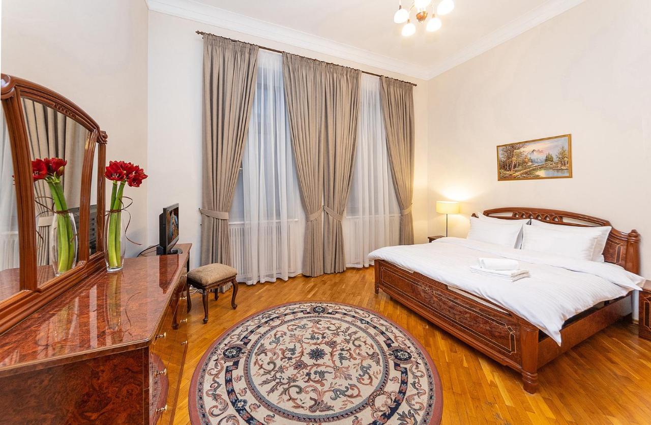 Kiev 24 Apartments Экстерьер фото